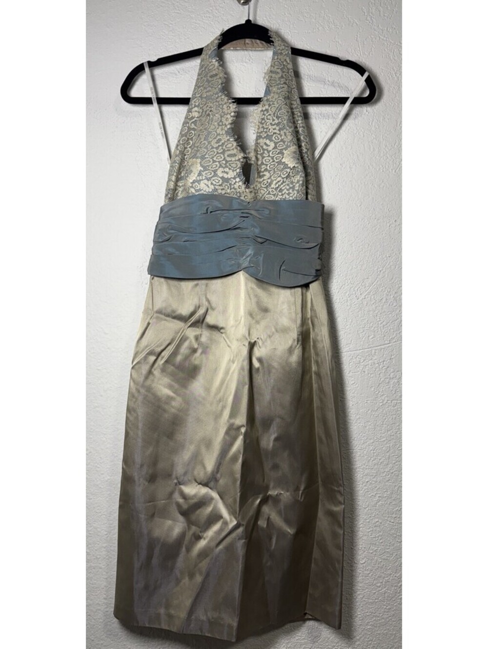 Laundry by Shelly Segal Formal Dress size 4 Tan/blue Lace. Great For Holidays!